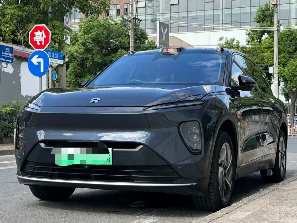 NIO ES8 75kWh Executive Edition 2024