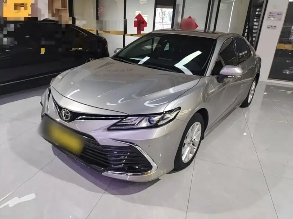 Toyota Camry 2.0G Luxury Edition 2022