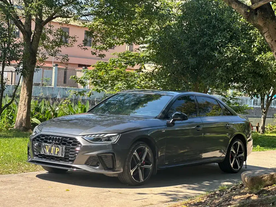 Audi A4L 40 TFSI Luxury Sport 2024