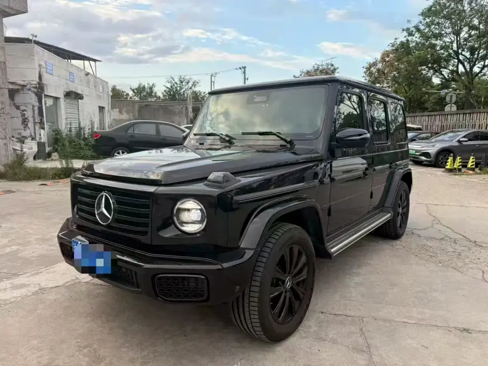 Mercedes-Benz G-Class Model G 500 2026