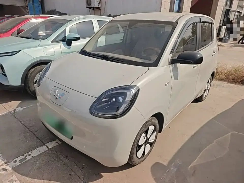 Wuling Motors Hongguang MINIEV 4-Door Advanced 2025