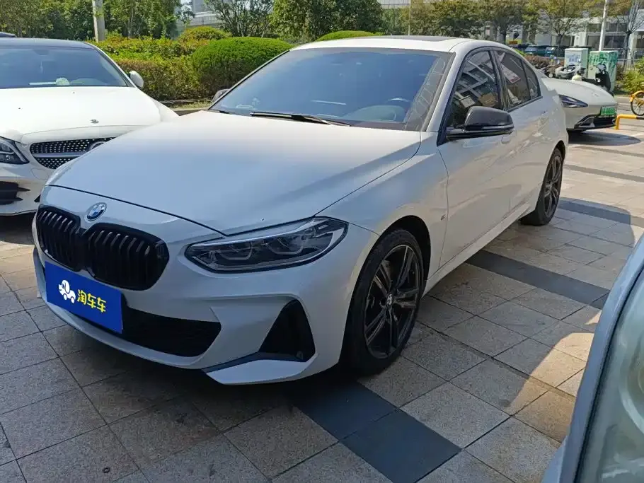 BMW 1 Series 125i M Sport Shadow Edition 2023