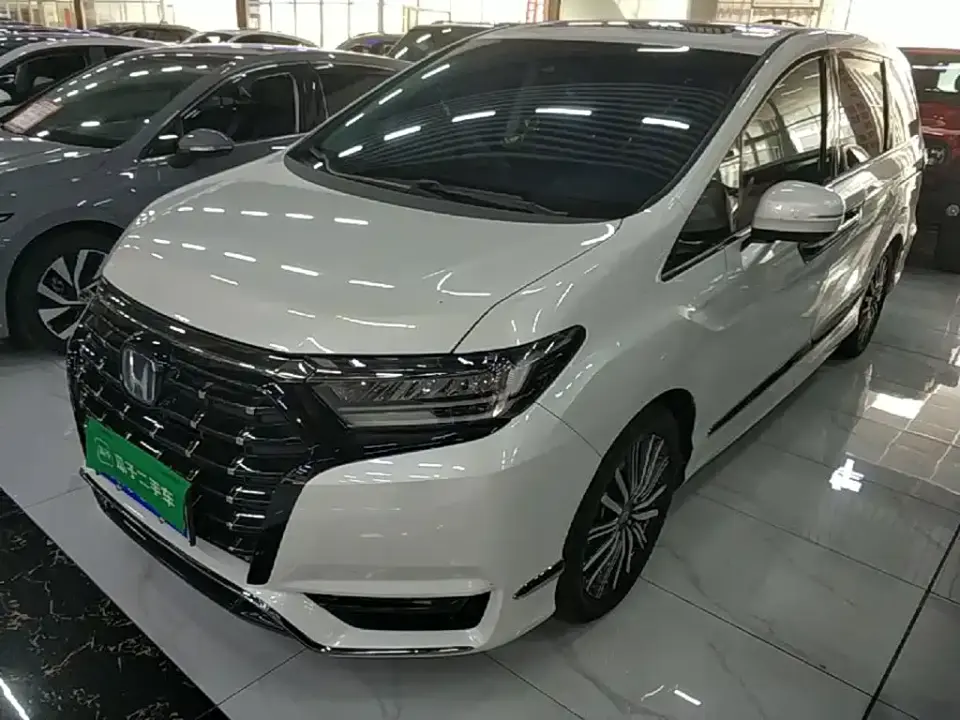 Honda Elysion 2.0L e:HEV Luxury First Edition 2022