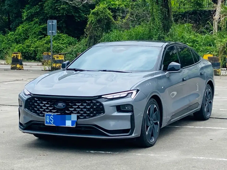 Ford Mondeo 1.5T E-Hybrid ST-Line 2024