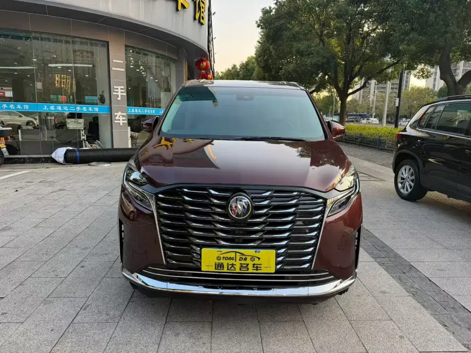 Buick GL8 ES Landmark 653T Premium 2022
