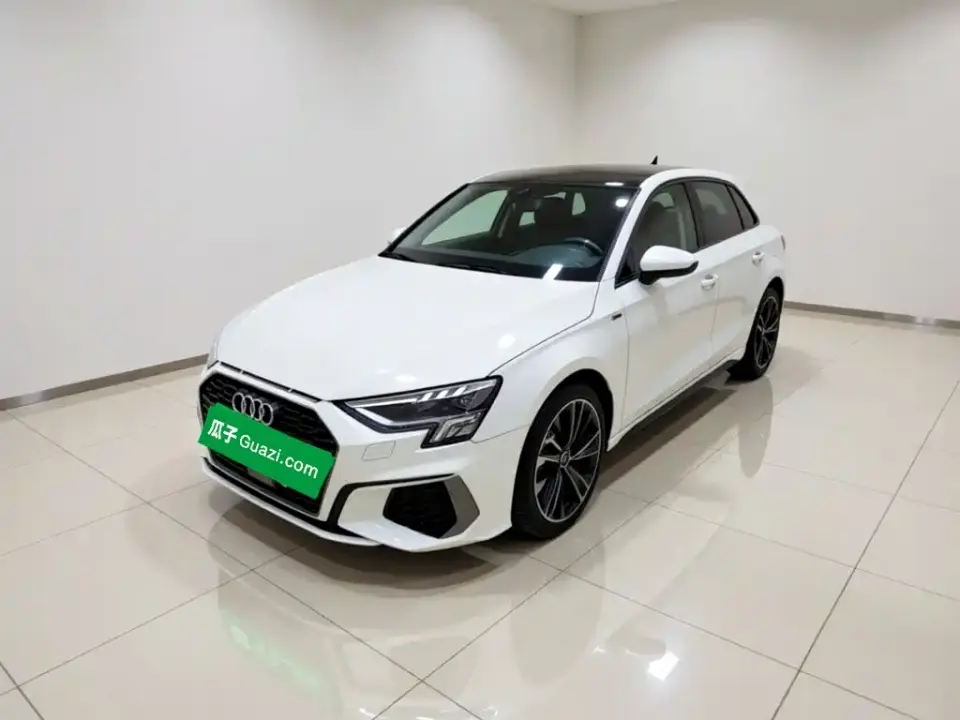 Audi A3 Facelift Sportback 35 TFSI Fashion Sport 2023