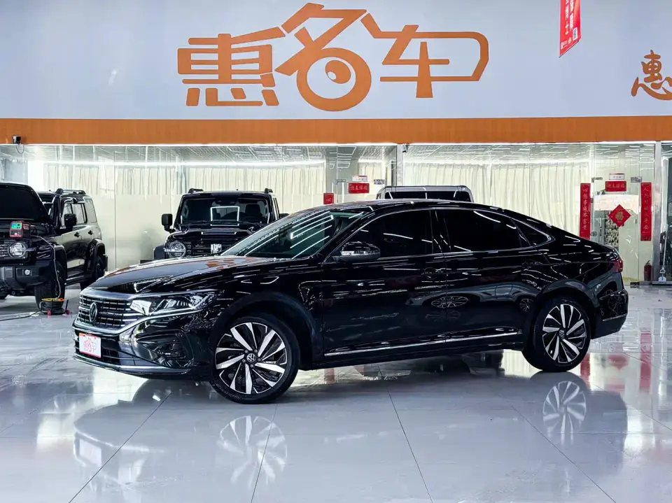 Volkswagen Passat 330TSI Elite Edition 2023