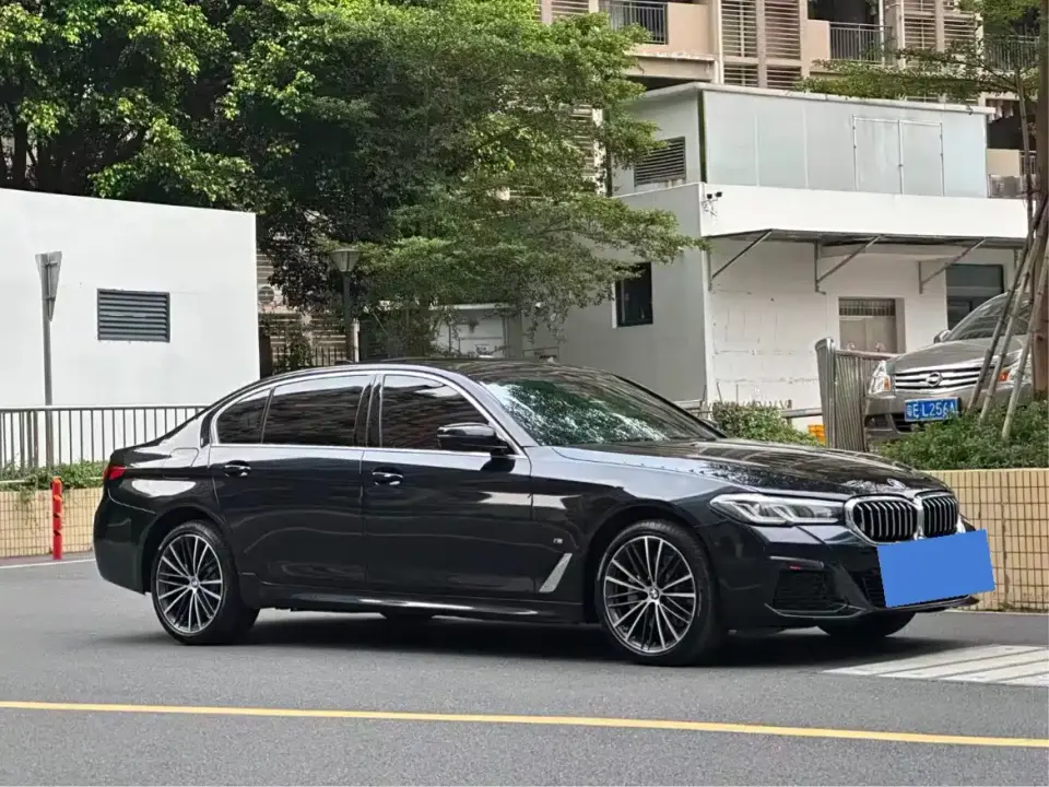 BMW 5 Series 530Li Leading M Sport Package 2023