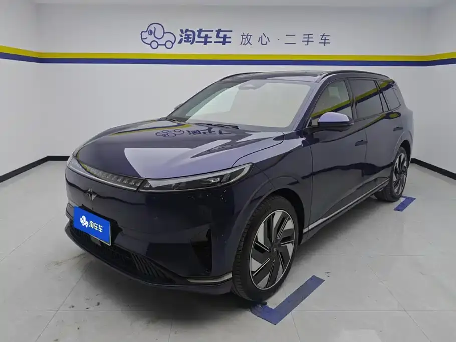 Dongfeng Yipai eπ008 636Max Pure Electric 6-Seater 2024