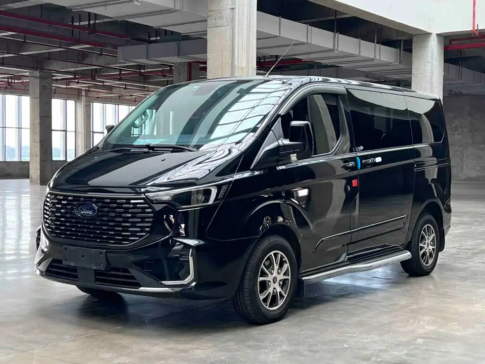 Ford Tourneo Model 2.0T Auto Premium Edition 2023