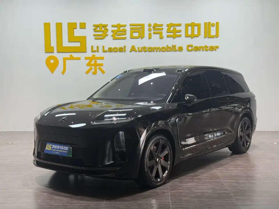 NIO ES8 Base Model 2026