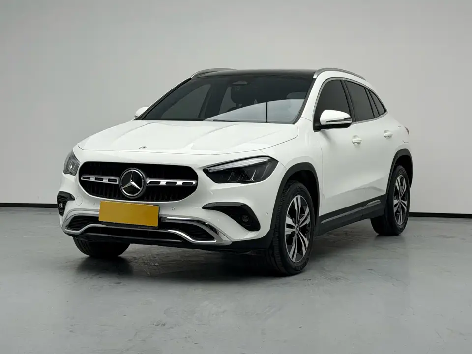 Mercedes-Benz GLA-Class GLA 200 2024