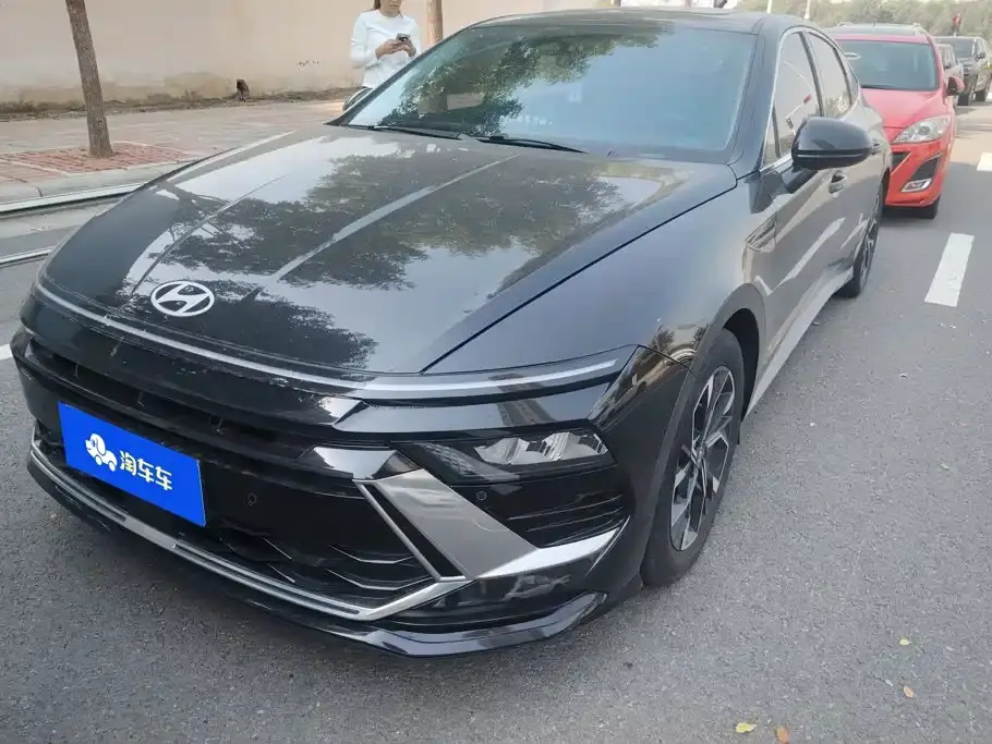 Hyundai Sonata 1.5T Pro 2025