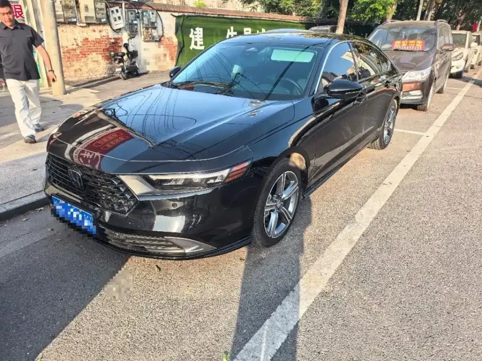 Honda Accord 260TURBO Premium Edition 2025
