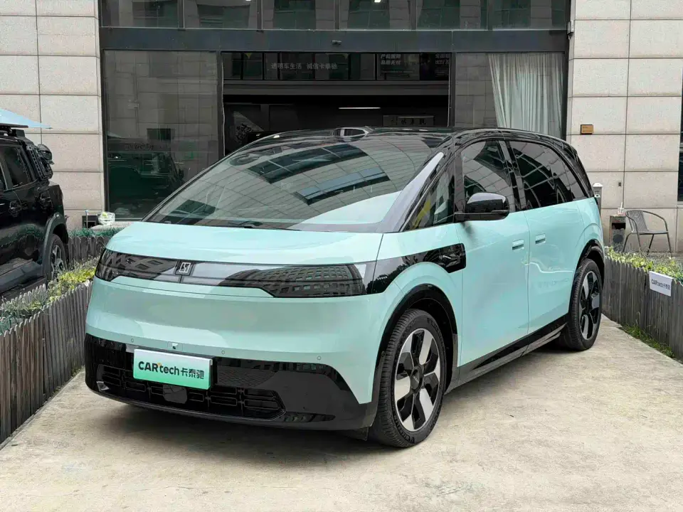 Zeekr MIX Smart Driving Edition 2026