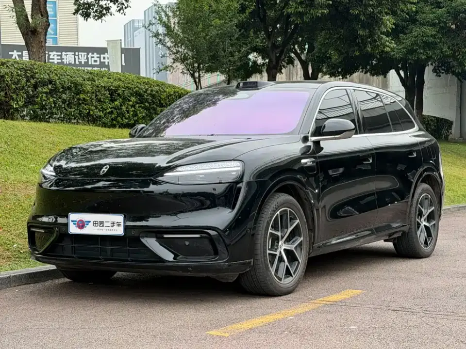 AITO Wenjie AITO M6 Base Model 2026