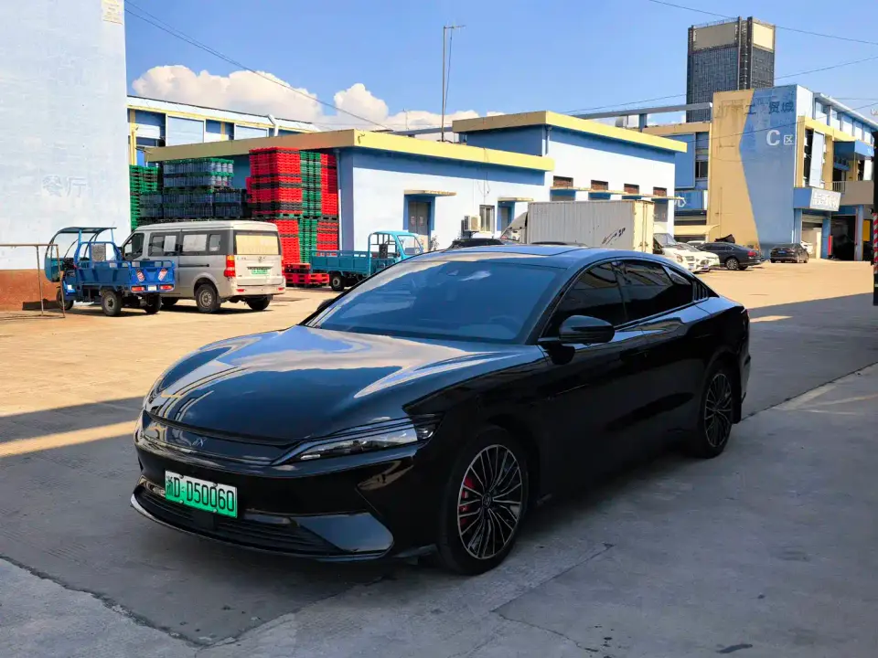 BYD Han EV Standard Range Luxury 2022