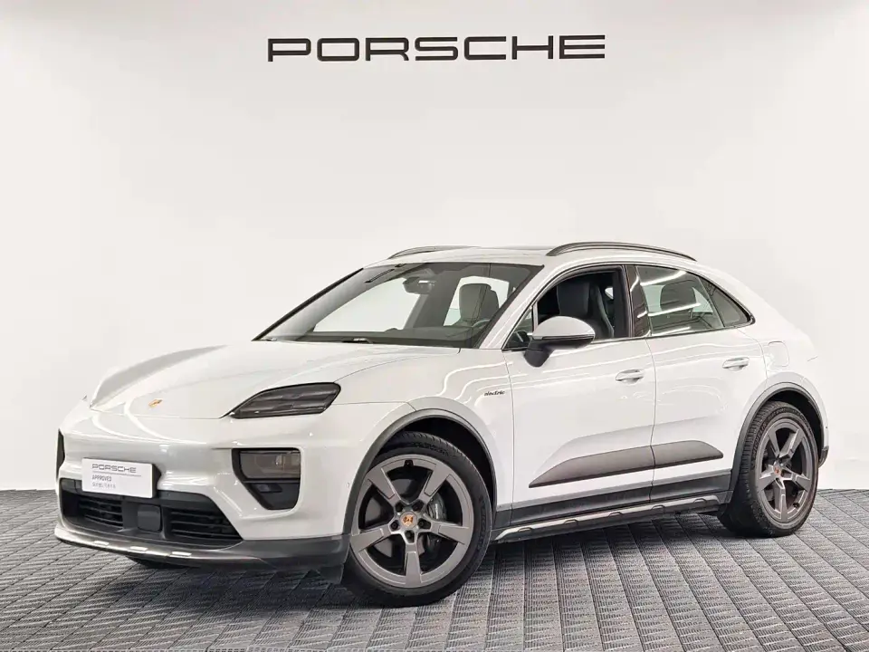 Porsche Macan EV Macan 4 2024