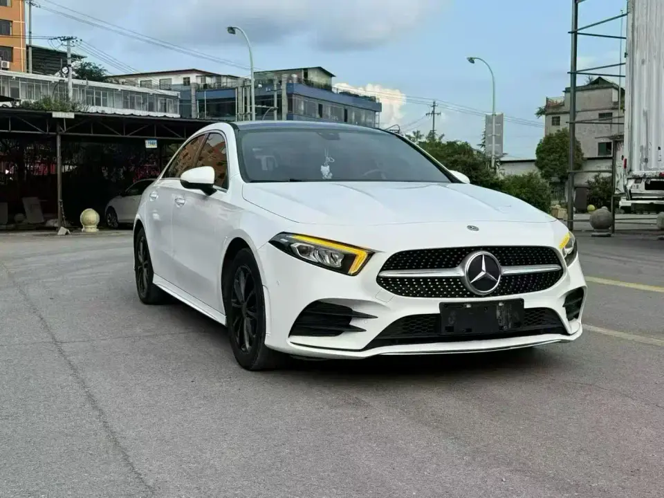 Mercedes-Benz A-Class A 200 L Sport Sedan Fashion Edition 2020