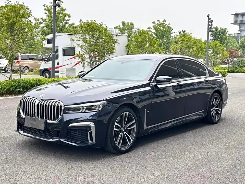 BMW 7 Series Model 730Li M Sport Package 2021