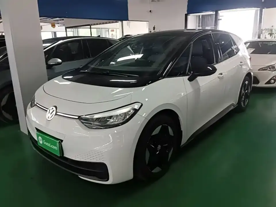 Volkswagen ID.3 Facelift Smart Outstanding Edition 2025