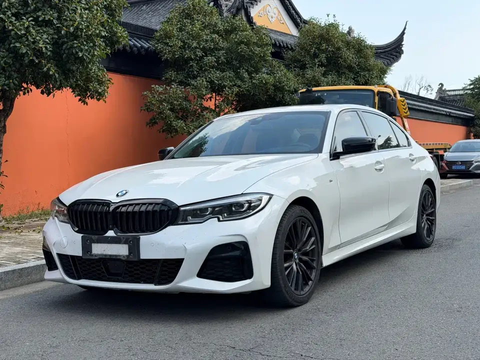 BMW 3 Series 330Li xDrive M Sport Black Night Edition 2020