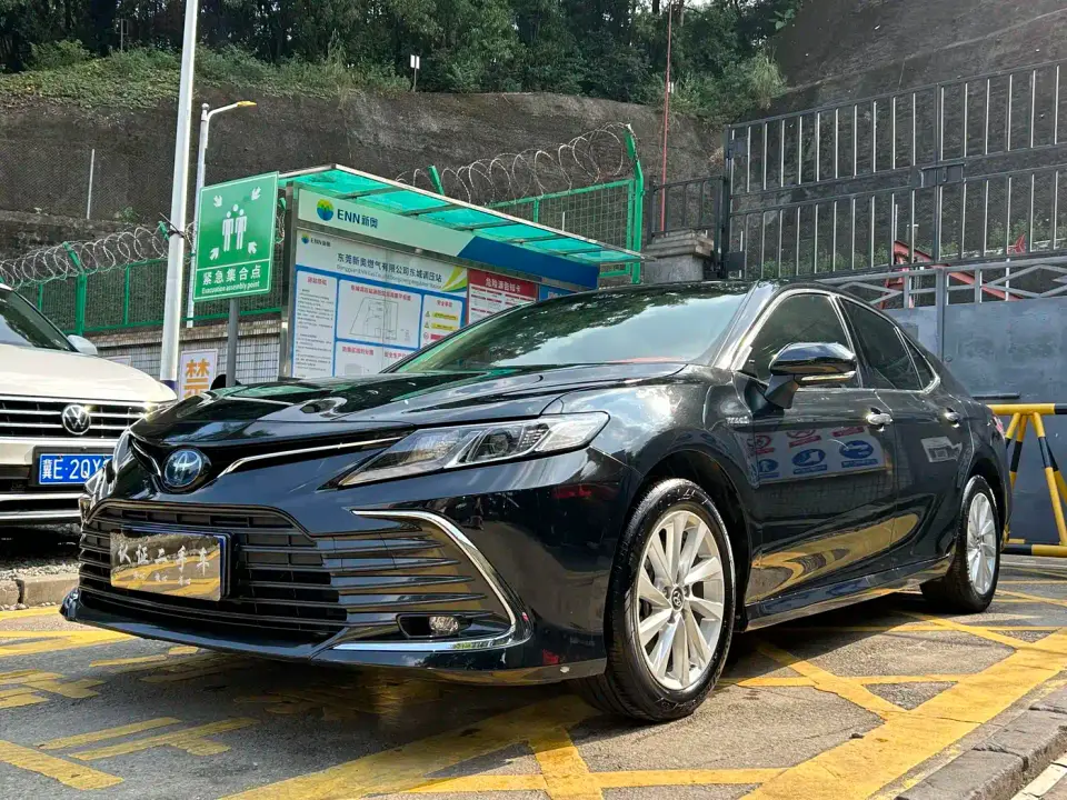 Toyota Camry Hybrid 2.5HGVP Leading Edition 2021