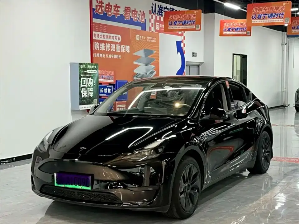 Tesla Model Y Rear-Wheel Drive Edition 2023