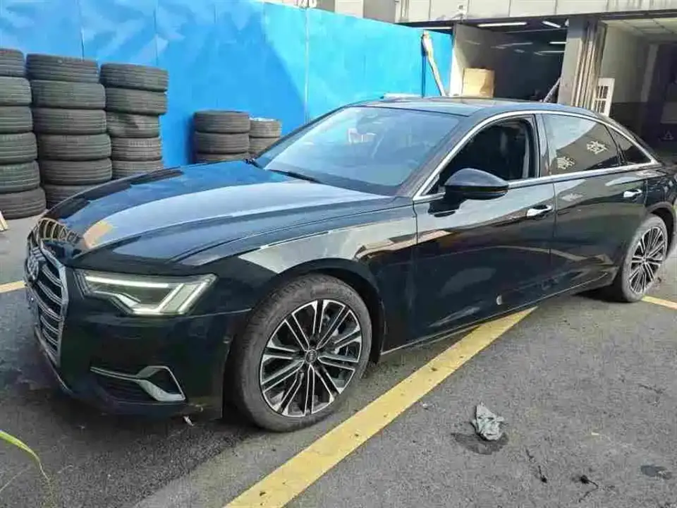 Audi A6L Facelift 45 TFSI Premium Elegance 2023