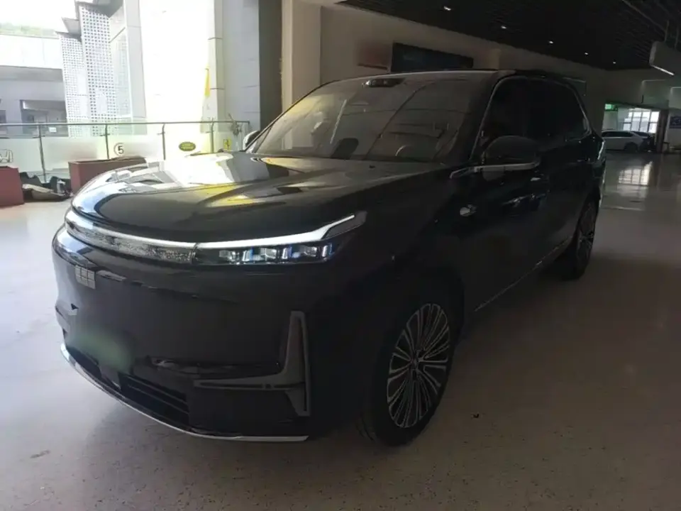 Geely Galaxy Galaxy M9 Base Model 2025