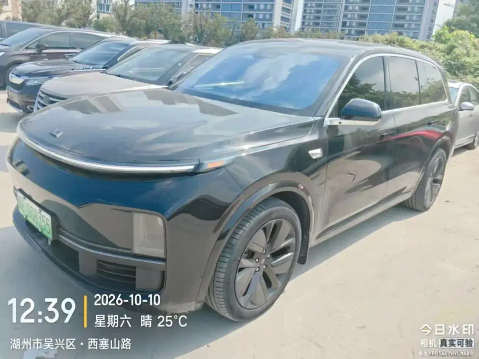 Li Auto Li Xiang L9 Model Pro 2023