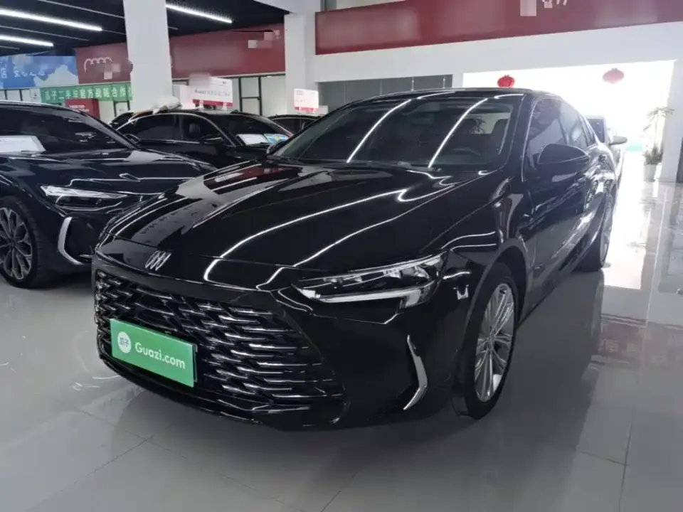 Buick Regal Model 28T Premium 2024