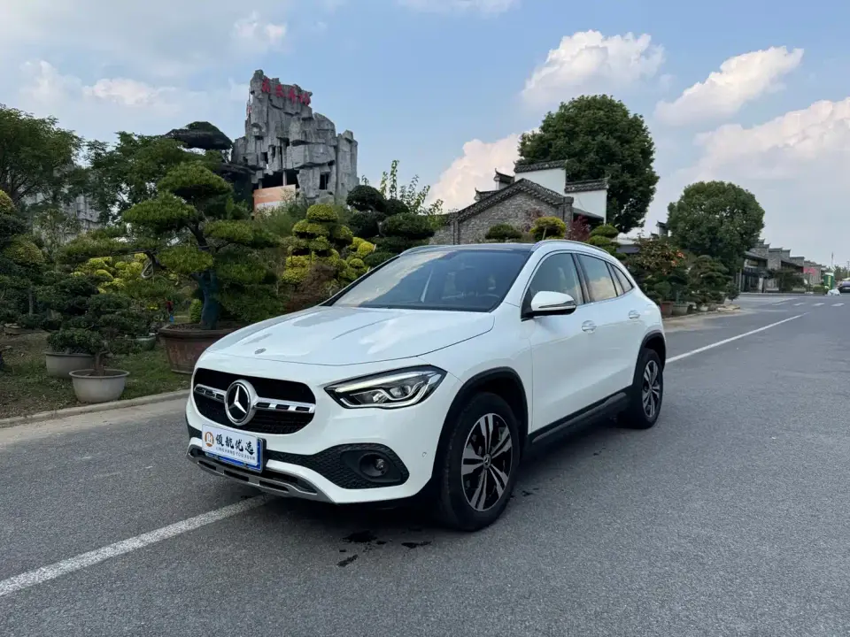 Mercedes-Benz GLA-Class GLA 200 2021