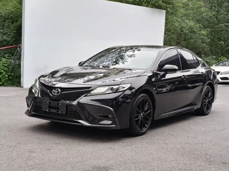 Toyota Camry 2.0S Knight Edition 2023