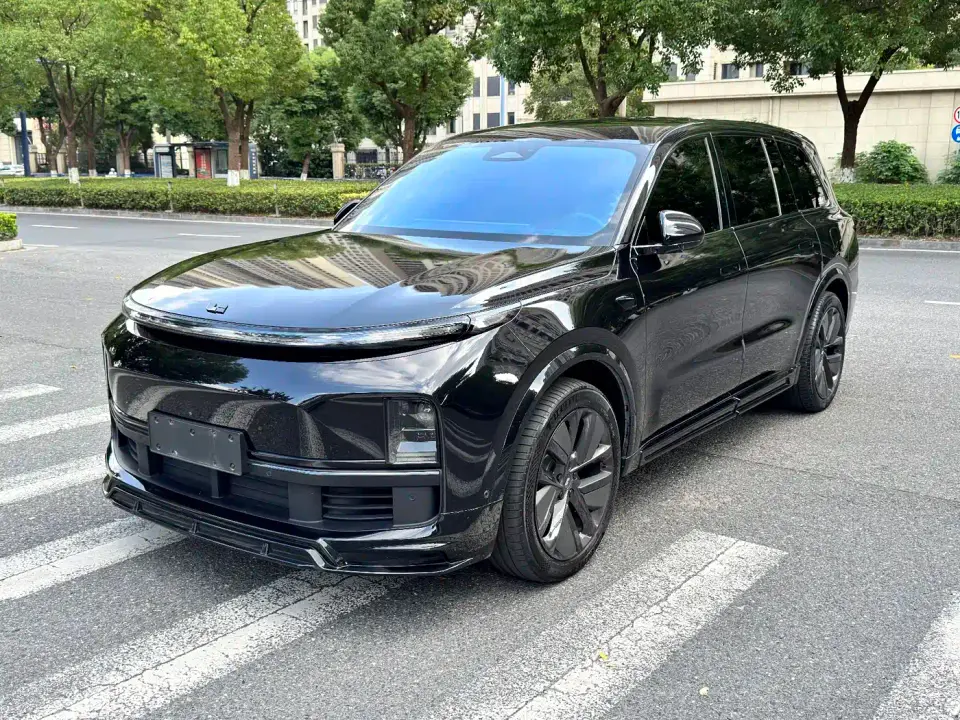 Li Auto Li Xiang L9 Model Pro 2023