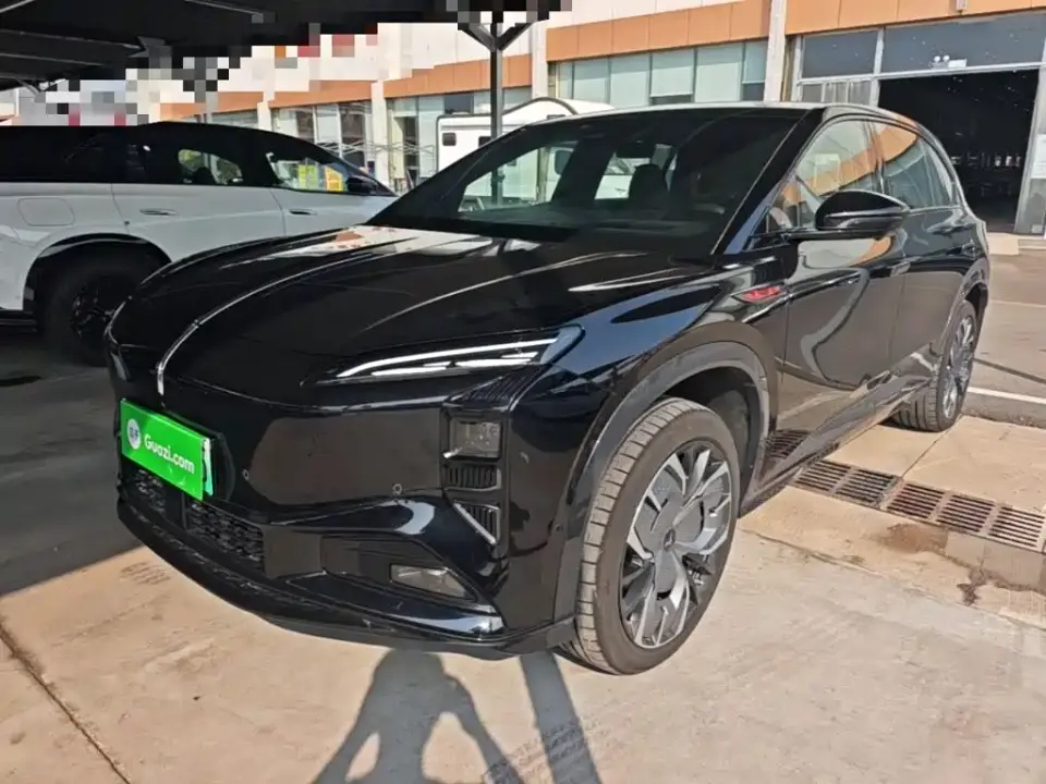 Hongqi Tian Gong 08 680 Ultra AWD 2024