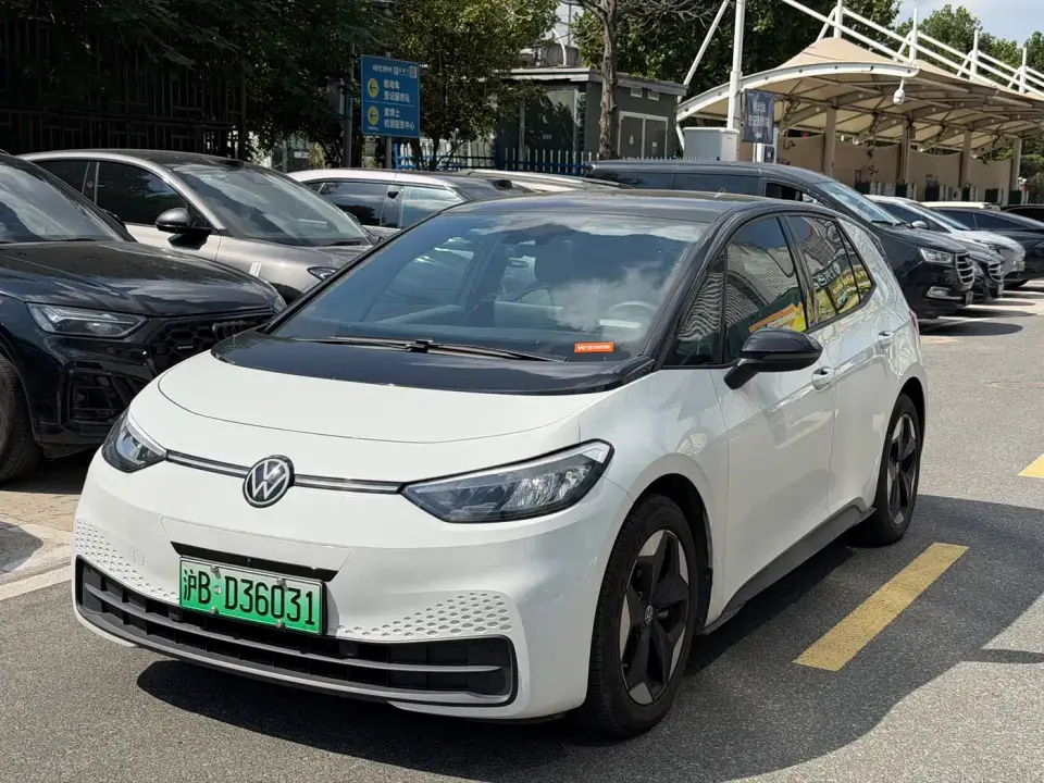 Volkswagen ID.3 Facelift Smart Outstanding Edition 2025