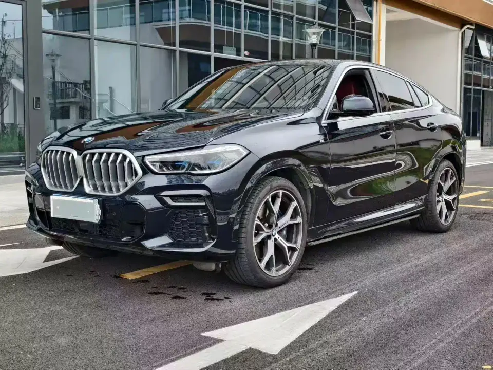 BMW X6 xDrive40i Premium M Sport Package 2022
