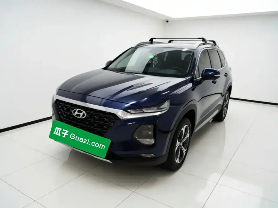 Hyundai Santa Fe 380 TGDi GLS Automatic 2WD Luxury Edition China VI 2020