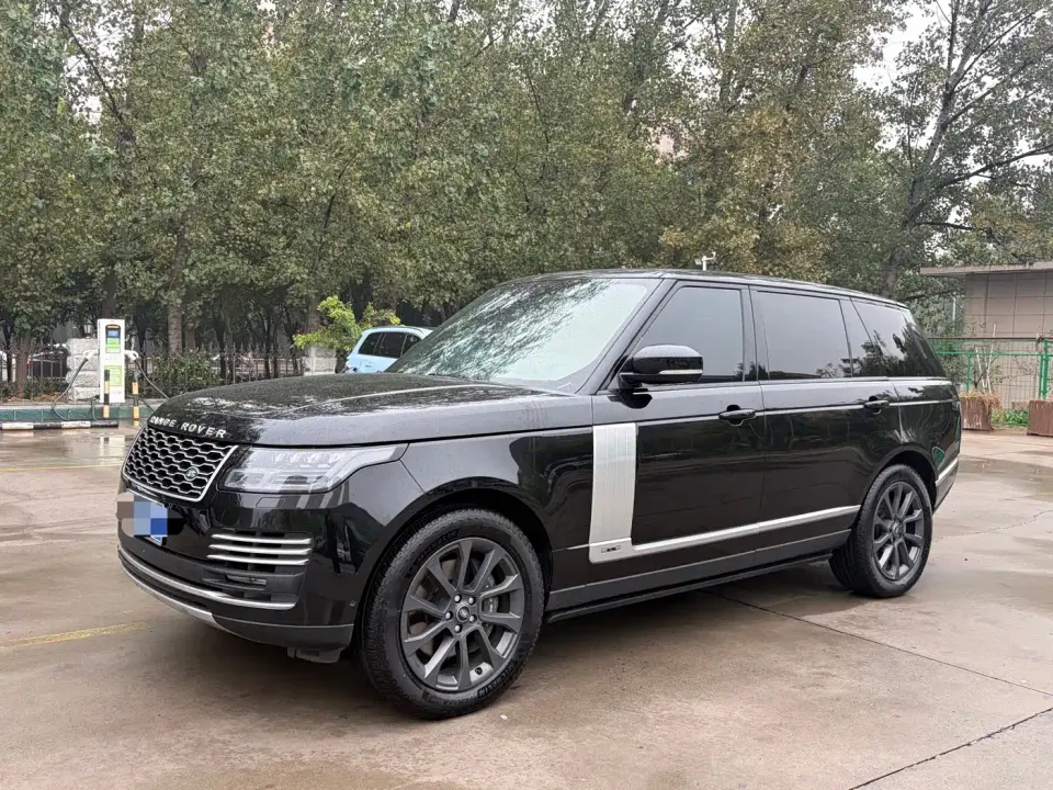 Land Rover Range Rover 3.0 L6 Heritage Extended Classic Edition 2022
