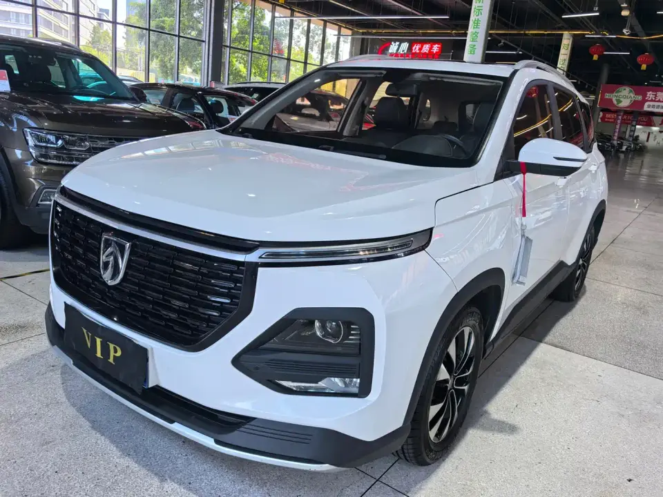 Baojun 530 1.5T CVT Premium Connect 7-seater 2020