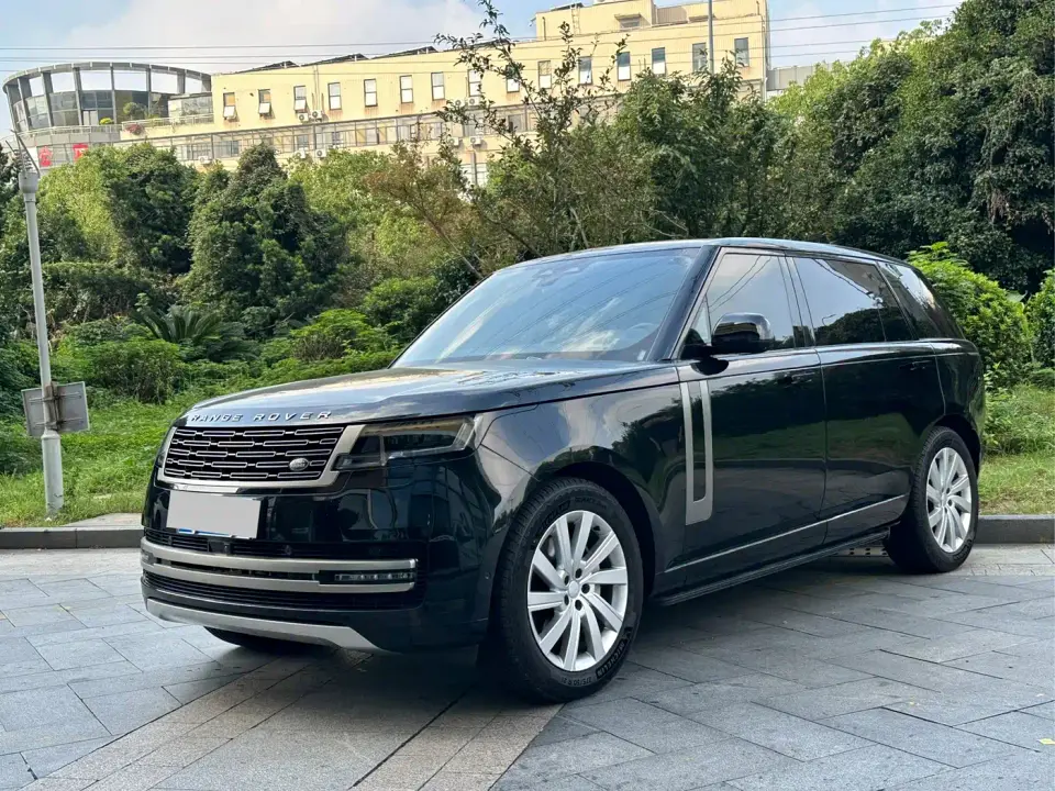 Land Rover Range Rover 3.0 L6 400PS Flourishing Era Extended Wheelbase 2025