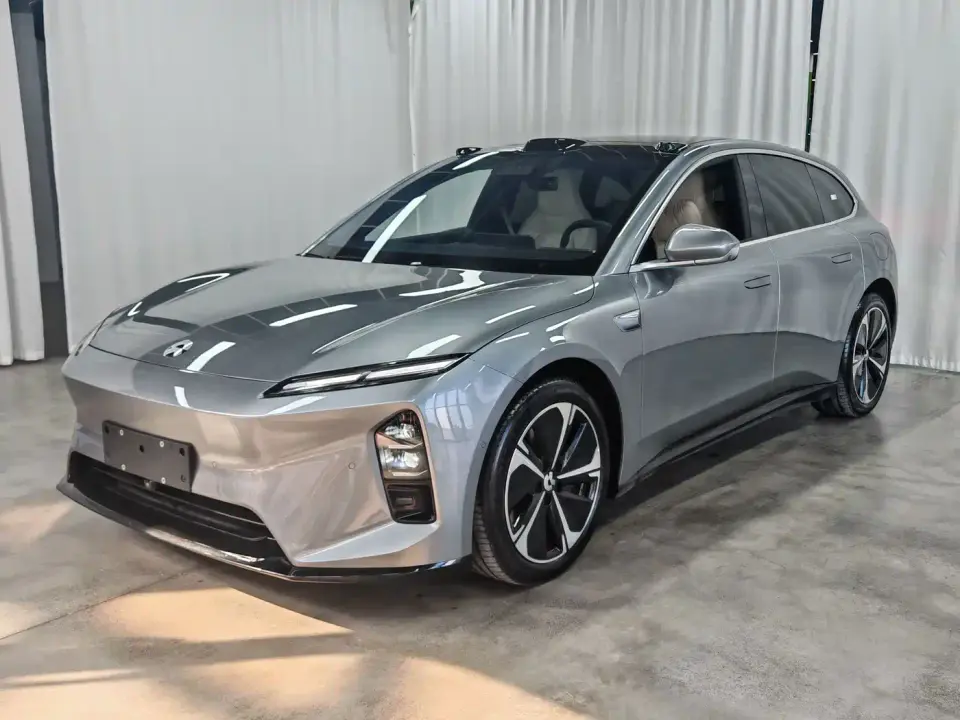 NIO ET5T 100kWh Touring 2025