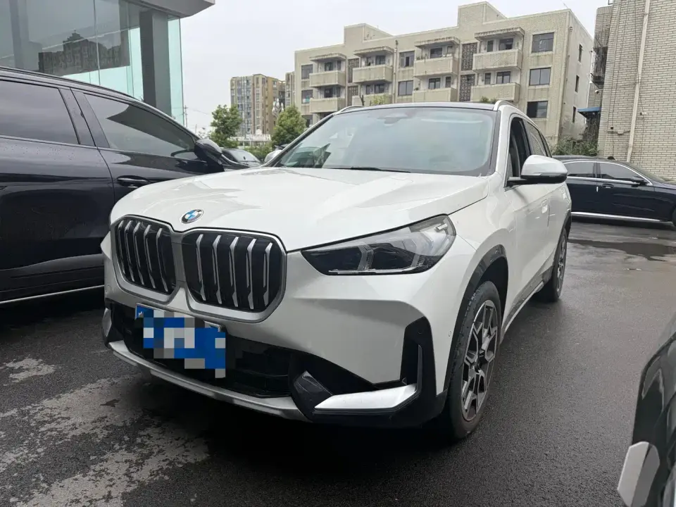 BMW X1 sDrive25Li X Design Package 2024