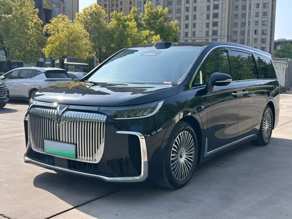 Voyah Auto Voyah Dreamer Model PHEV 4WD Premium QianKun Edition 2025