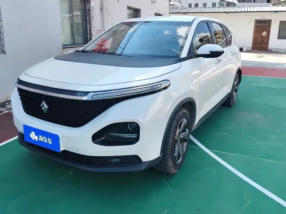 Baojun RM-5 1.5T Manual 24-hour Online Elite 7-seater 2019