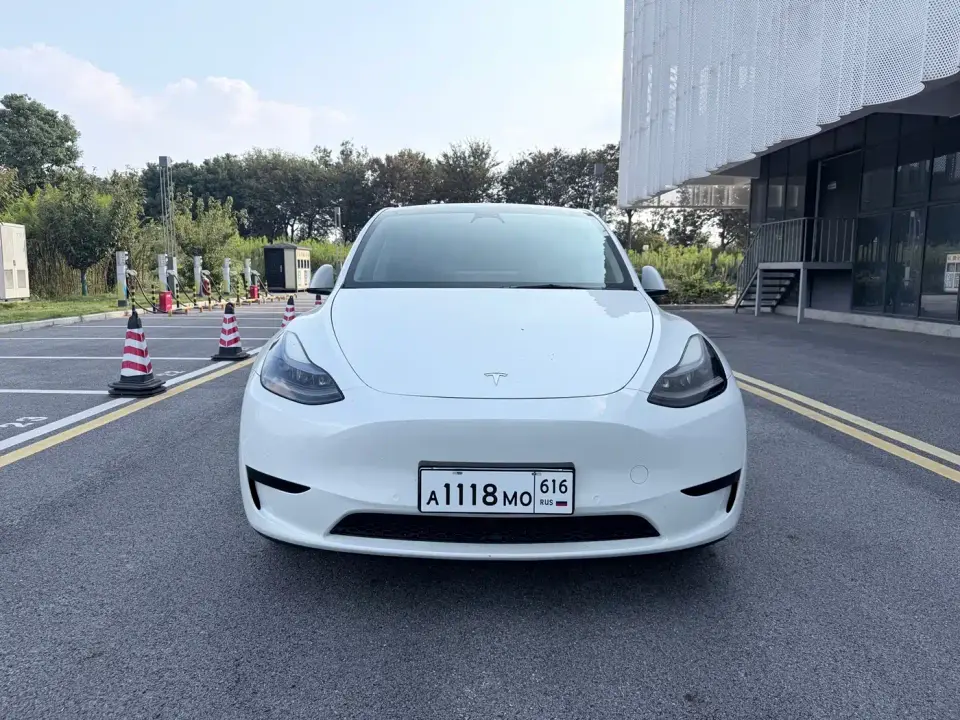 Tesla Model Y Facelift Rear-Wheel Drive Version 2022