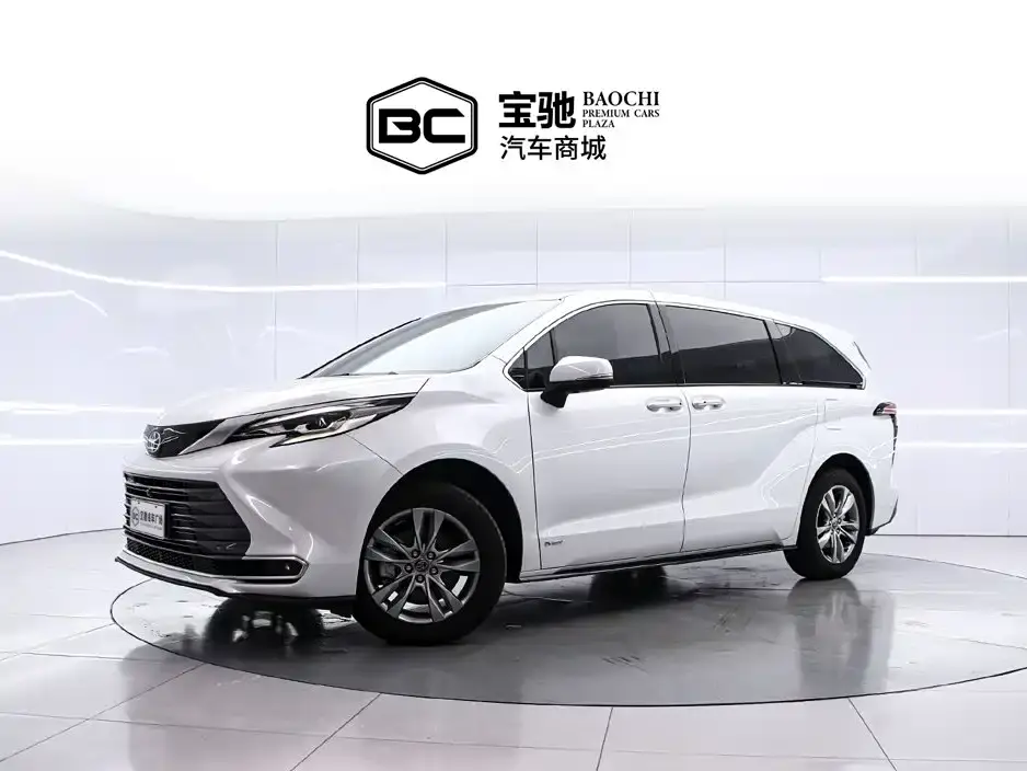 Toyota Sienna 2.5L Hybrid 4WD Premium Edition 2025