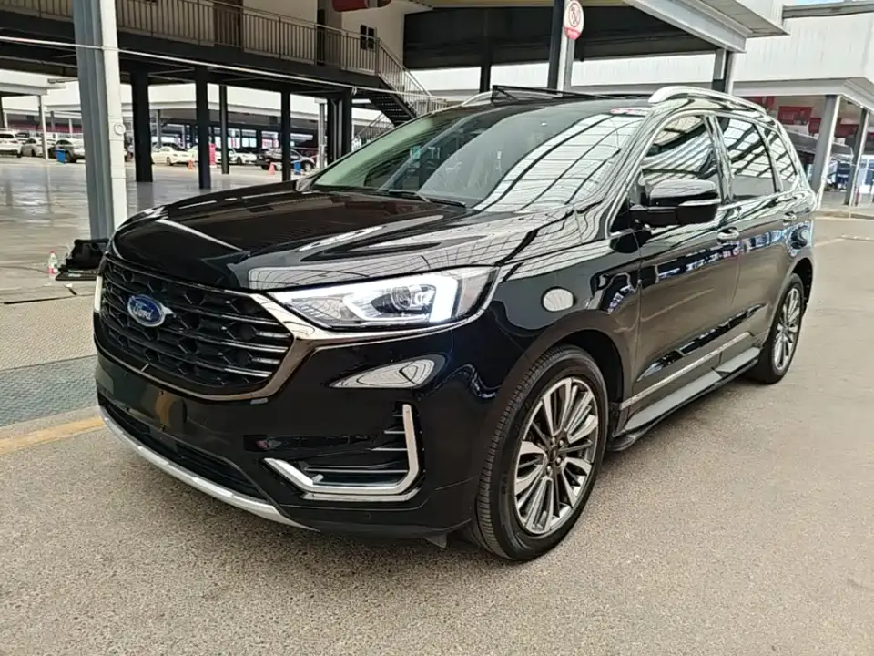 Ford Edge PLUS EcoBoost 245 FWD Luxury Sharp 7-seater 2021