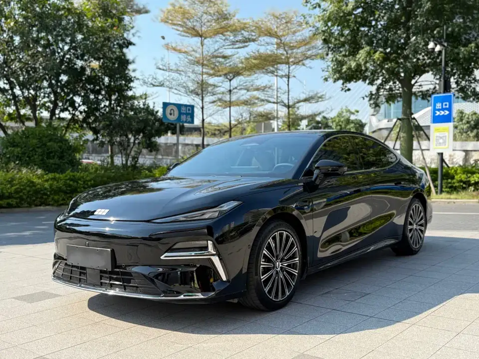 Geely Galaxy Galaxy Xingyao 8 Model 130km EM-i Flagship Edition 2025